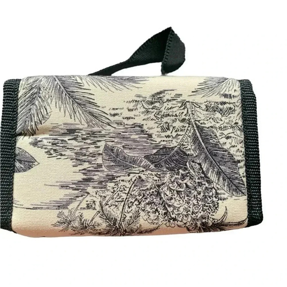 Courtney Cameryn Vintage Hawaii Toile 4 Compartment Travel Bag - Picture 2 of 7